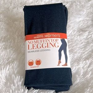 New! Warner’s Seamless Shaping Leggings